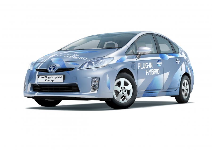  Toyota Prius Plug-In Hybrid Concept 2009 года  (фото 6 из 18)